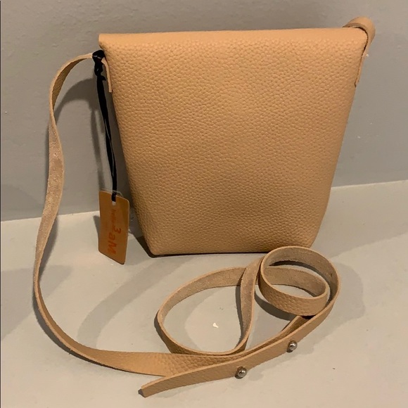 hello 3aM Tan Pebble Leather Crossbody Purse NWT - Picture 10 of 11